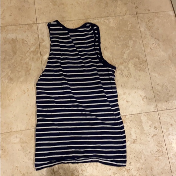 Navy and white striped F21 tank - Picture 4 of 6